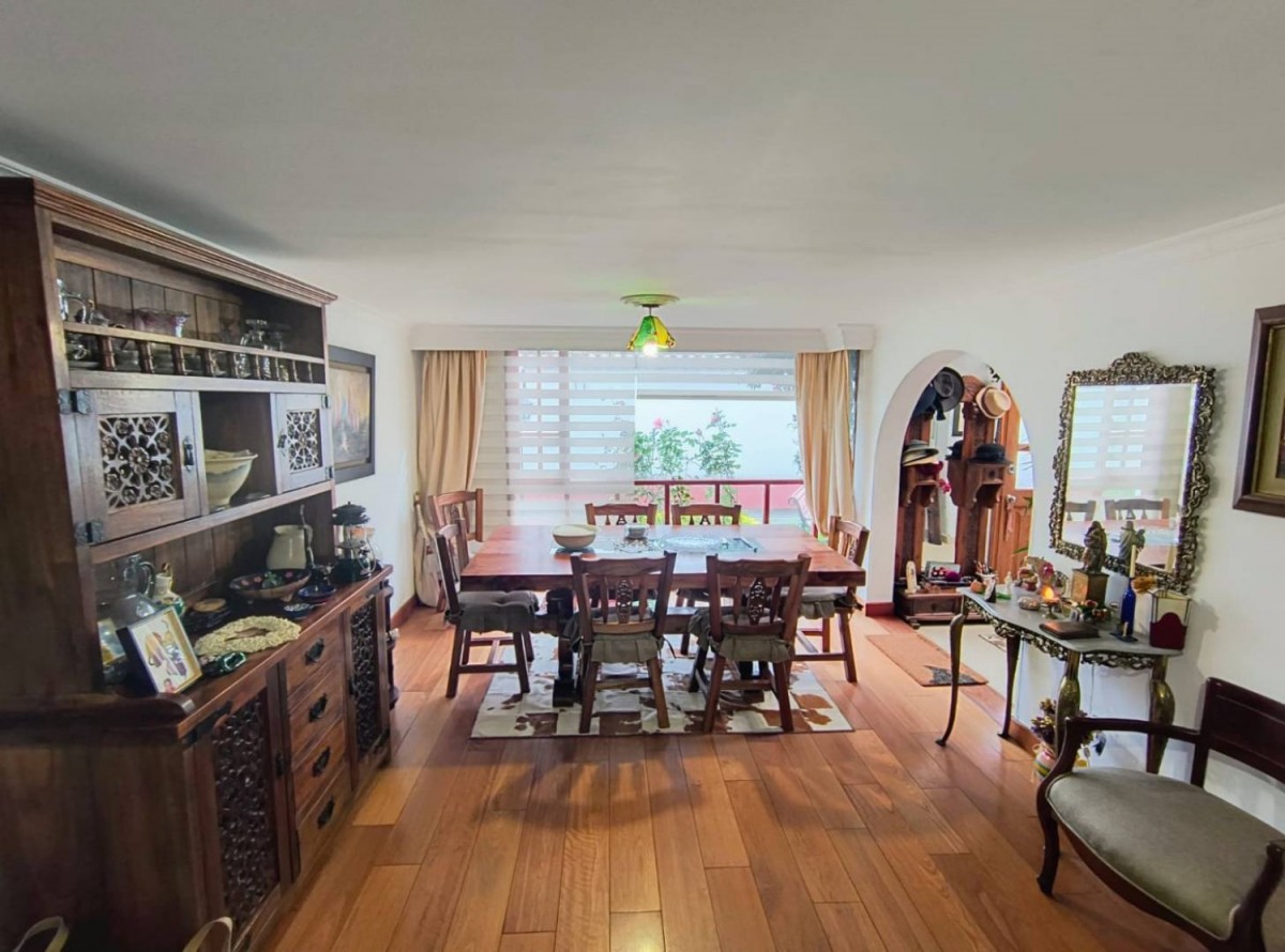 Casa en venta en San Jose De Bavaria, Bogotá · foto 7 de 24