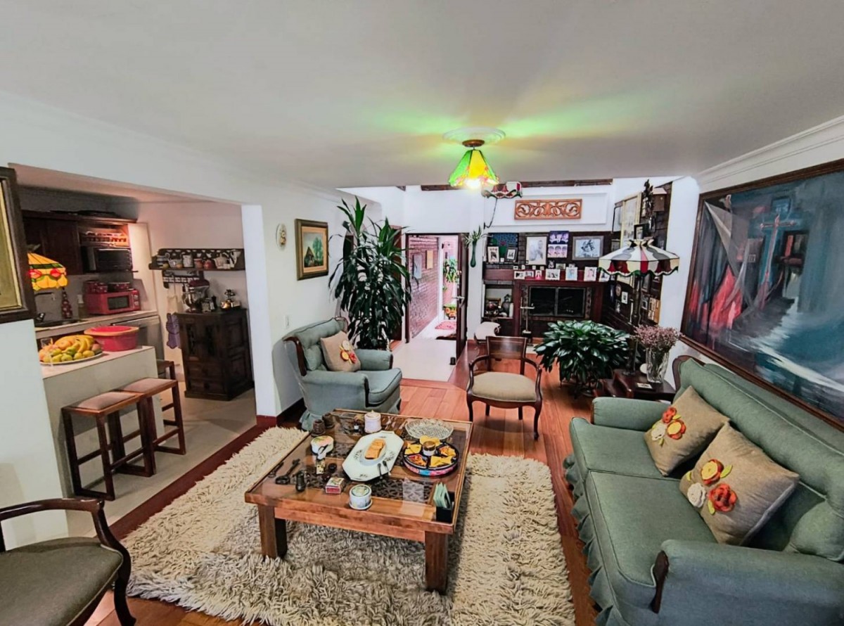 Casa en venta en San Jose De Bavaria, Bogotá · foto 8 de 24
