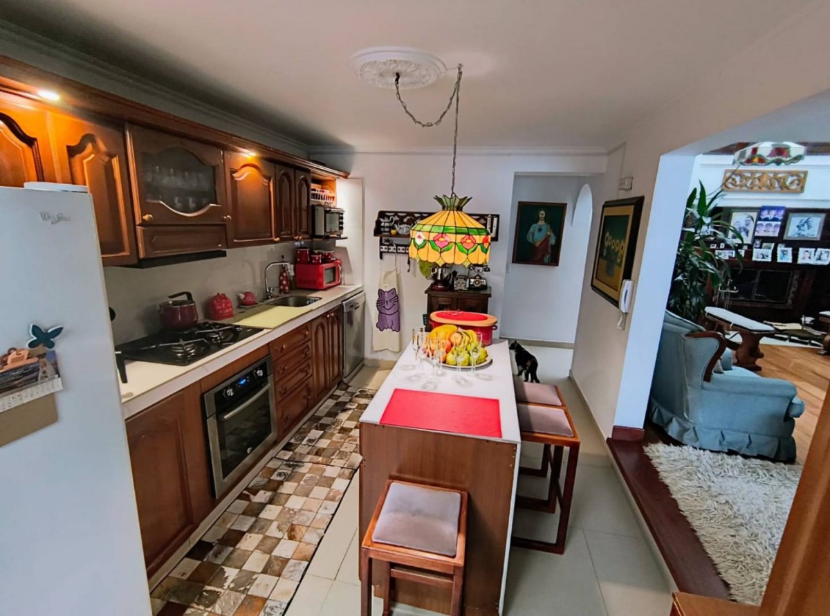 Casa en venta en San Jose De Bavaria, Bogotá · foto 10 de 24