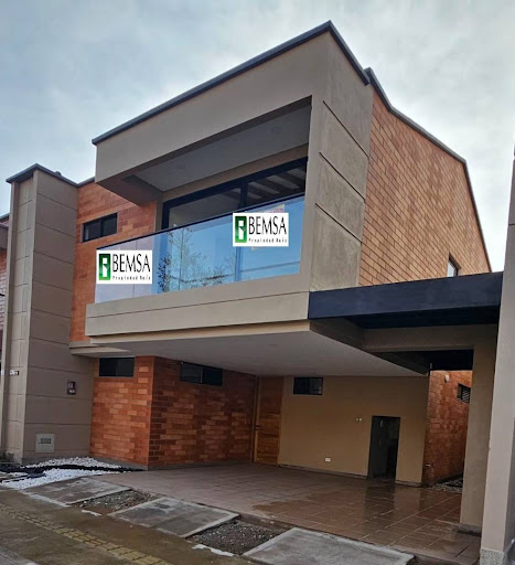 4BR House in San antonio (170 m²)