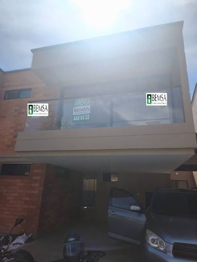4BR House in San antonio (170 m²) - 2