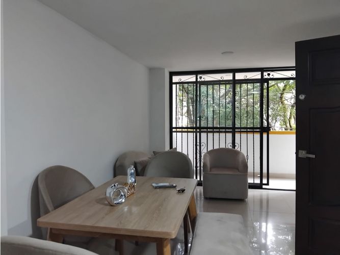 Apartamento de 3 alcobas en arriendo en Conquistadores, Medellín, 90 m² · foto 6 de 24