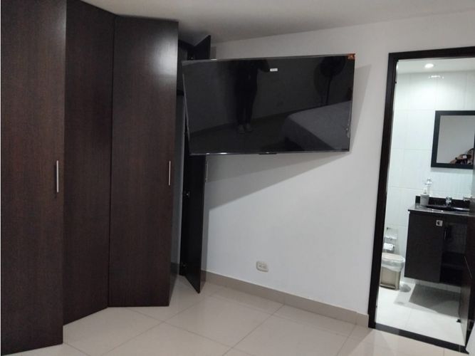 Apartamento de 3 alcobas en arriendo en Conquistadores, Medellín, 90 m² · foto 17 de 24