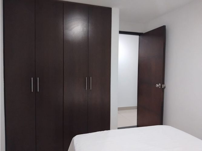 Apartamento de 3 alcobas en arriendo en Conquistadores, Medellín, 90 m² · foto 19 de 24