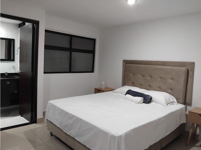 Apartamento de 3 alcobas en arriendo en Conquistadores, Medellín, 90 m² · foto 22 de 24