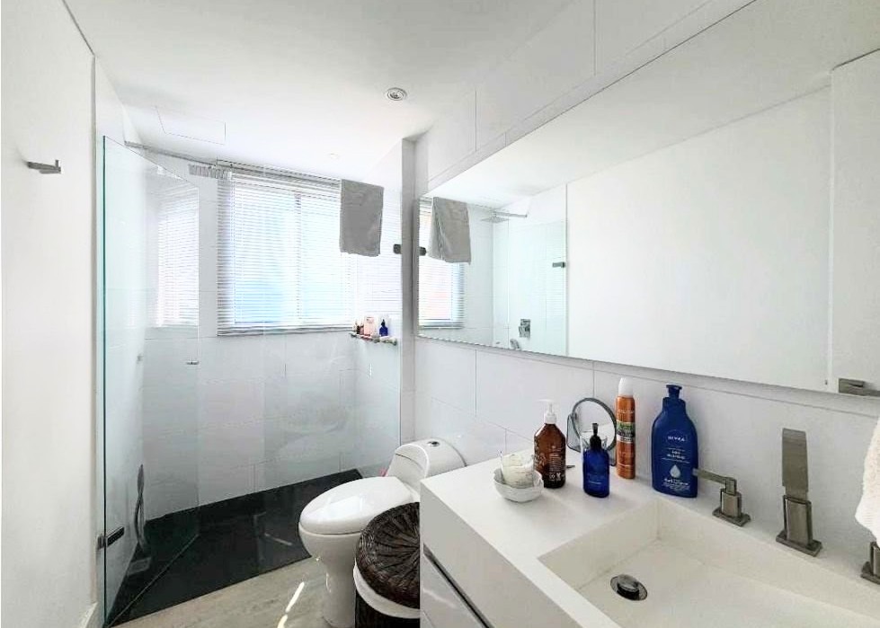 Apartment for sale in El Poblado, Medellín 4