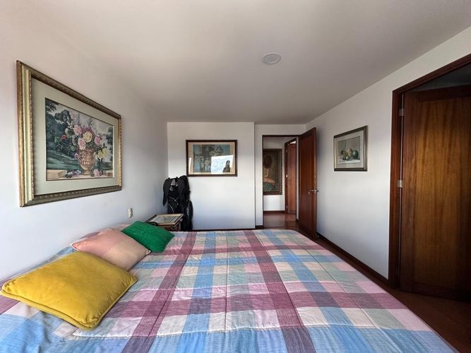 Apartamento de 3 alcobas en venta en El Poblado, Medellín, 212 m² · foto 11 de 20