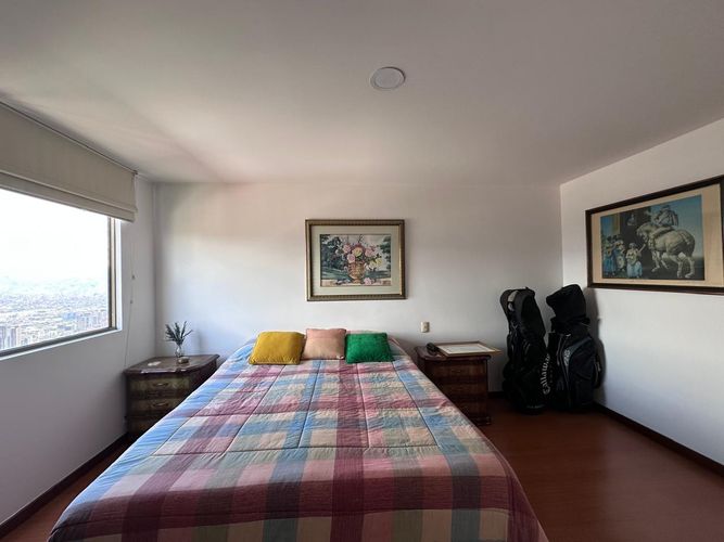 Apartamento de 3 alcobas en venta en El Poblado, Medellín, 212 m² · foto 16 de 20