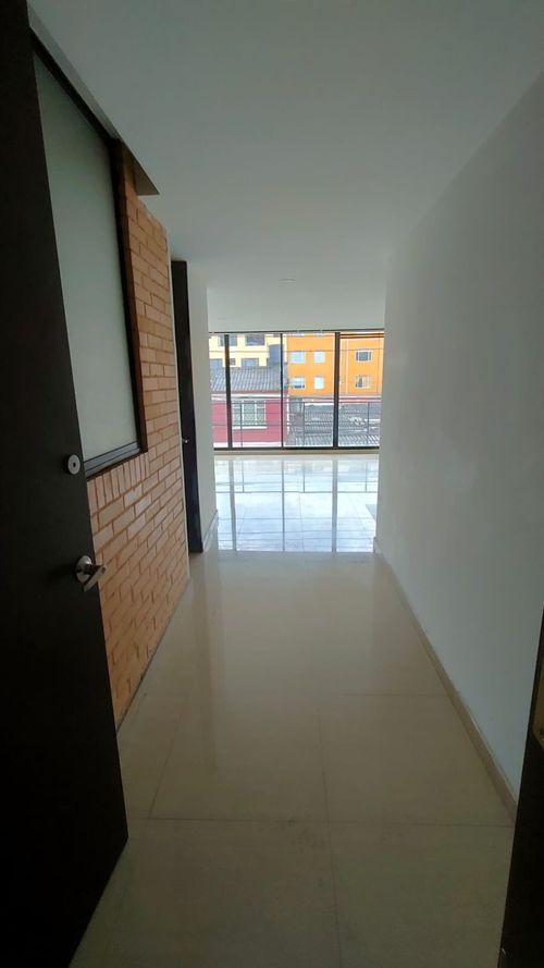 Apartamento de 4 alcobas en venta en Villemar, Bogotá, 104 m² · foto 4 de 20