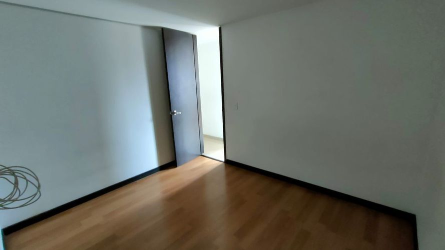 Apartamento de 4 alcobas en venta en Villemar, Bogotá, 104 m² · foto 11 de 20