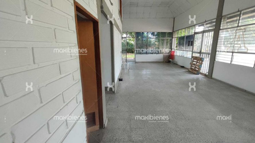 Bodega en arriendo en Vereda Zungo Carretera, Apartado, 4300 m² · foto 6 de 24