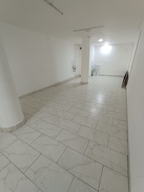Local en venta en La Candelaria, Medellín, 34 m² · foto 5 de 11