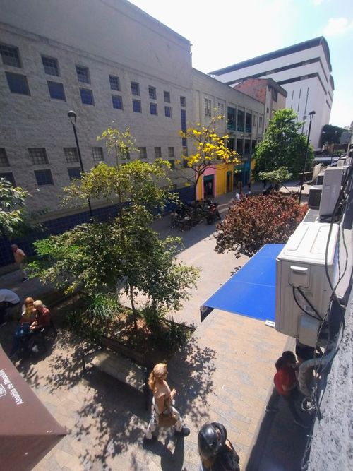 Local en venta en La Candelaria, Medellín, 34 m² · foto 11 de 11