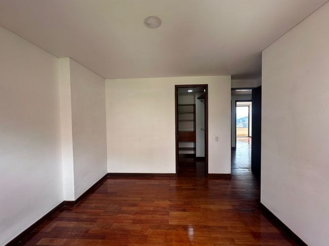 Apartamento de 4 alcobas en venta en El Poblado, Medellín, 170 m² · foto 10 de 19