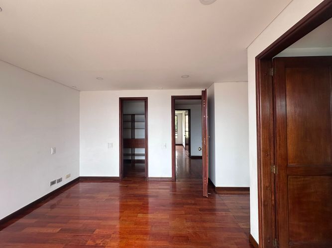 Apartamento de 4 alcobas en venta en El Poblado, Medellín, 170 m² · foto 14 de 19