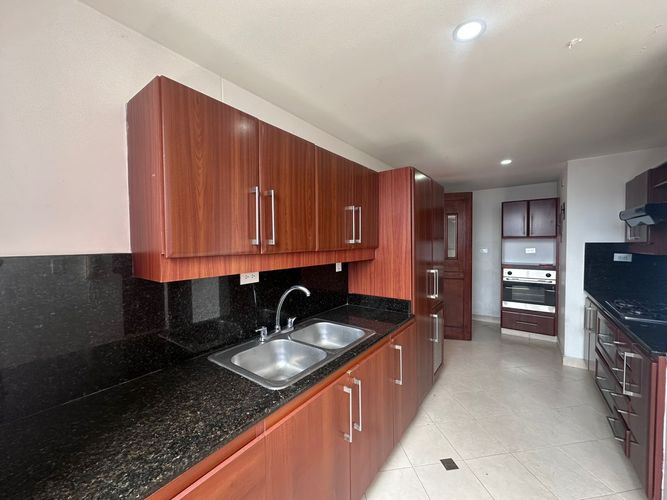 Apartamento de 4 alcobas en venta en El Poblado, Medellín, 170 m² · foto 6 de 19