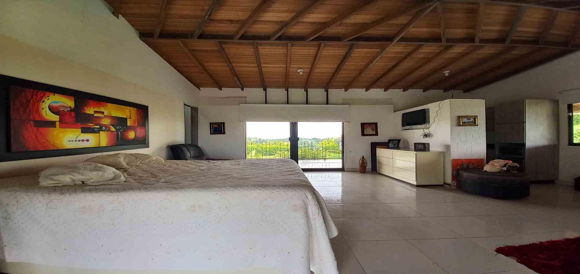 Casa en venta en La Bella, Pereira · foto 4 de 24