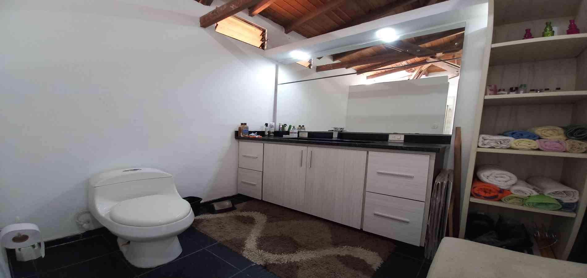 Casa en venta en La Bella, Pereira · foto 8 de 24