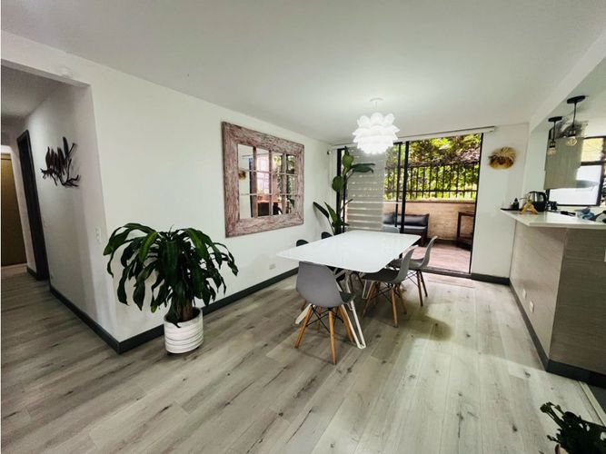 Apartamento en venta en El Campestre, Medellín · foto 2 de 24