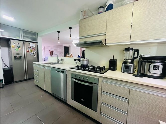 Apartamento en venta en El Campestre, Medellín · foto 6 de 24