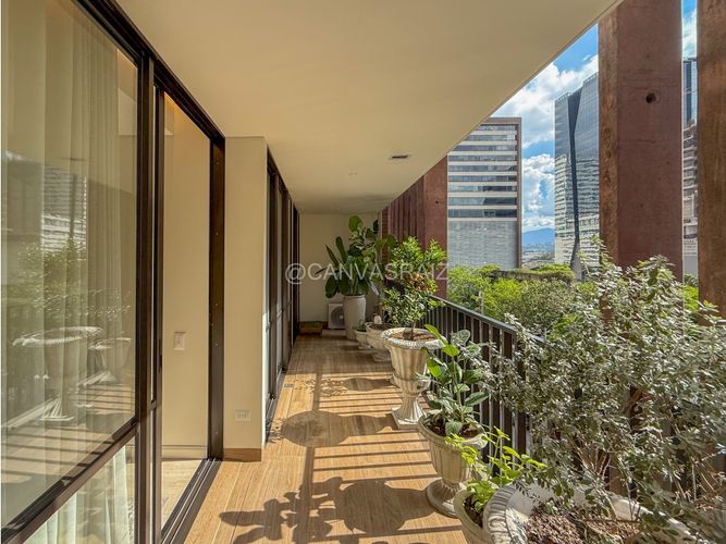 Apartamento de 2 alcobas en venta en El Poblado, Medellín, 88 m² · foto 16 de 16