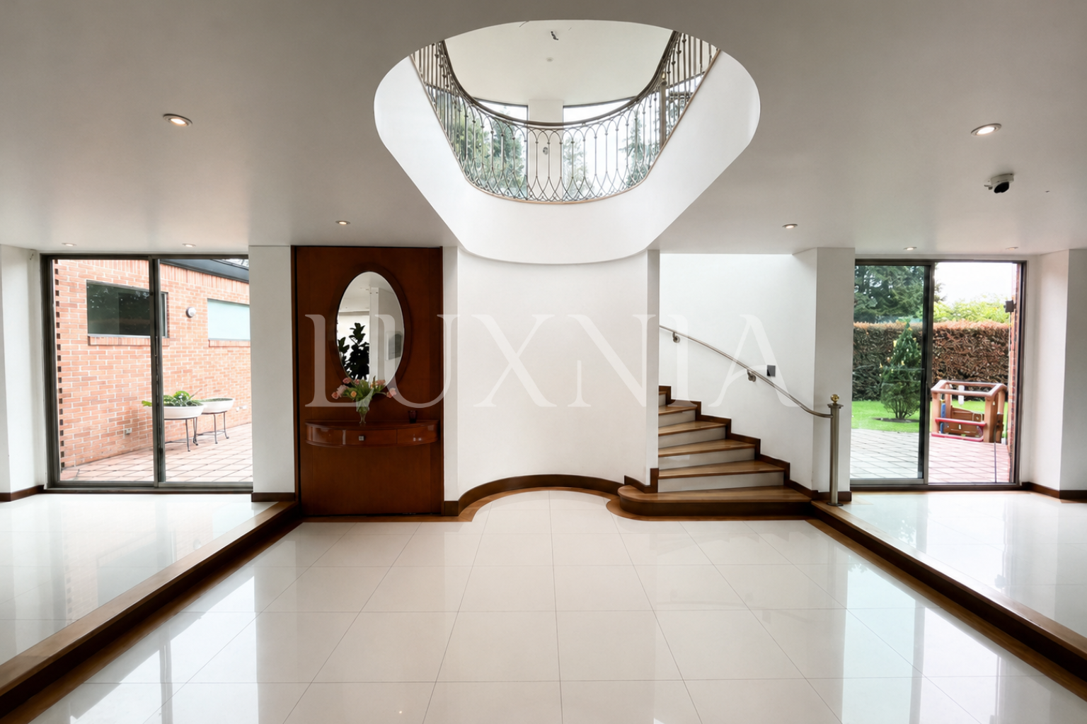 Casa en venta en Guaymaral, Bogotá · foto 3 de 16