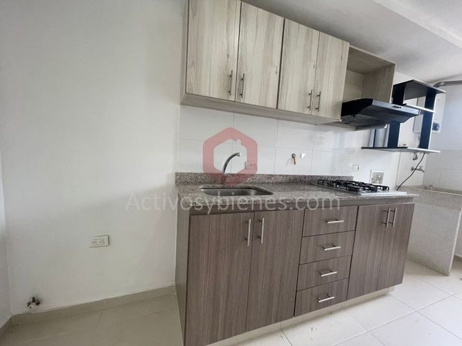 Apartamento de 3 alcobas en venta en Rionegro, 80 m² · foto 2 de 20