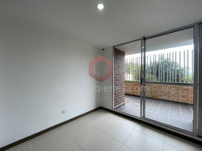 Apartamento de 3 alcobas en venta en Rionegro, 80 m² · foto 5 de 20