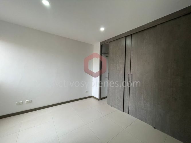 Apartamento de 3 alcobas en venta en Rionegro, 80 m² · foto 14 de 20