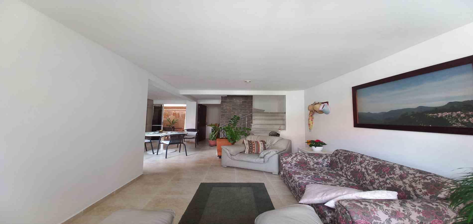 Casa en venta en Galicia, Pereira · foto 2 de 19