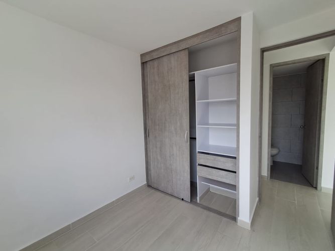 Apartamento de 2 alcobas en arriendo en Rionegro, 80 m² · foto 11 de 11