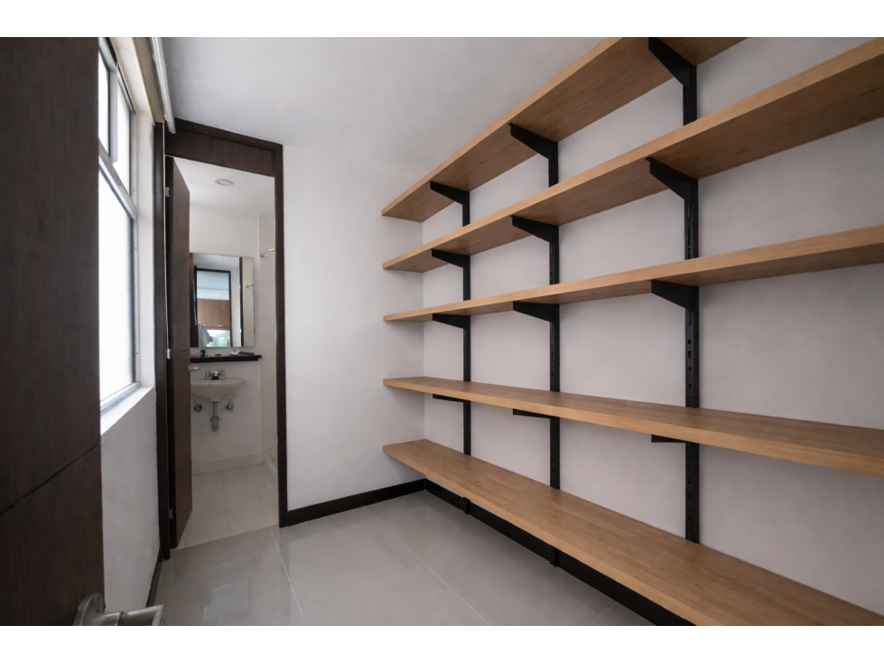 Apartamento en venta en Loma Del Chocho, Envigado · foto 7 de 24
