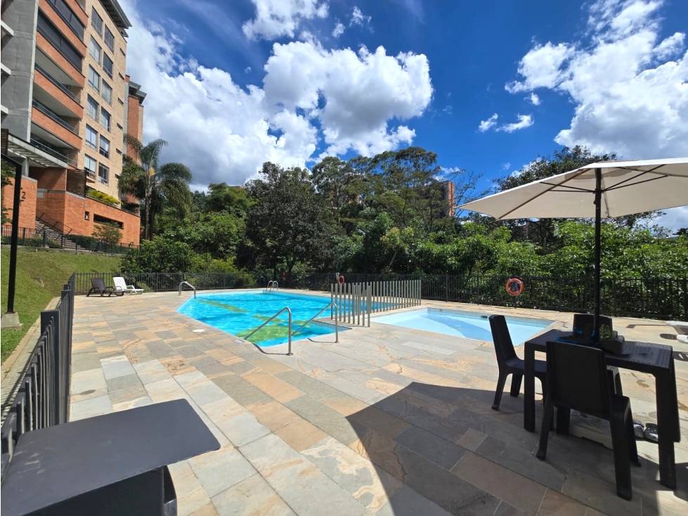 Apartamento en venta en Loma Del Chocho, Envigado · foto 23 de 24