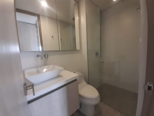 Apartamento de 3 alcobas en arriendo en Loma Del Escobero, Envigado, 147 m² · foto 8 de 17