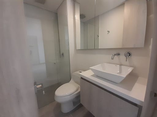 Apartamento de 3 alcobas en arriendo en Loma Del Escobero, Envigado, 147 m² · foto 13 de 17