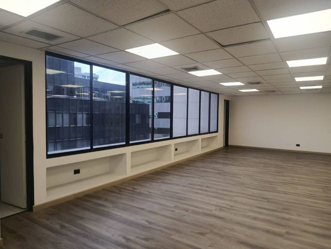Oficina en arriendo en Patio Bonito, Medellín, 125 m² · foto 3 de 13