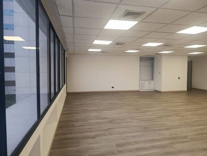 Oficina en arriendo en Patio Bonito, Medellín, 125 m² · foto 4 de 13