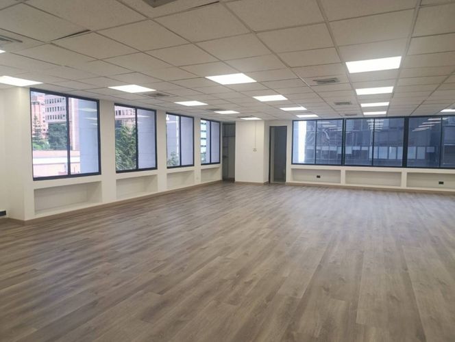 Oficina en arriendo en Patio Bonito, Medellín, 125 m² · foto 6 de 13