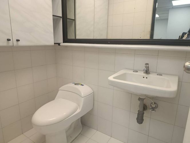 Oficina en arriendo en Patio Bonito, Medellín, 125 m² · foto 9 de 13