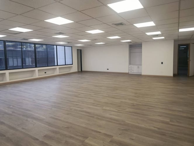 Oficina en arriendo en Patio Bonito, Medellín, 125 m² · foto 12 de 13