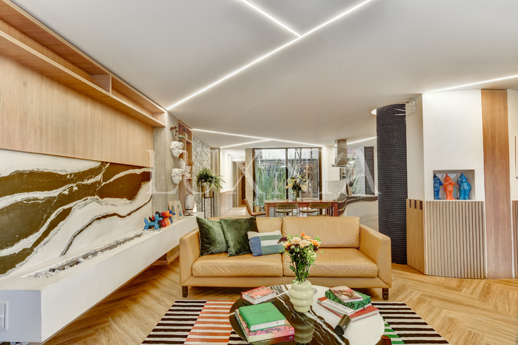 Apartamento en venta en Quinta Camacho, Bogotá · foto 3 de 18