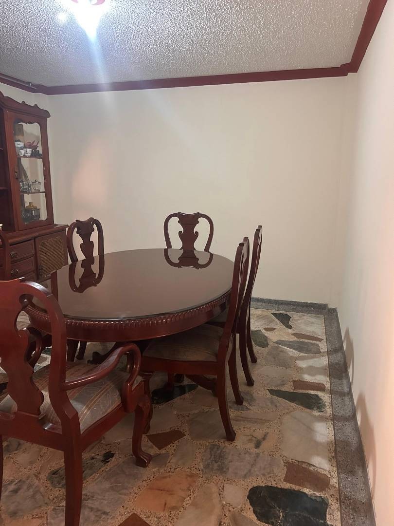 Casa en venta en Valladolid, Bogotá · foto 9 de 24