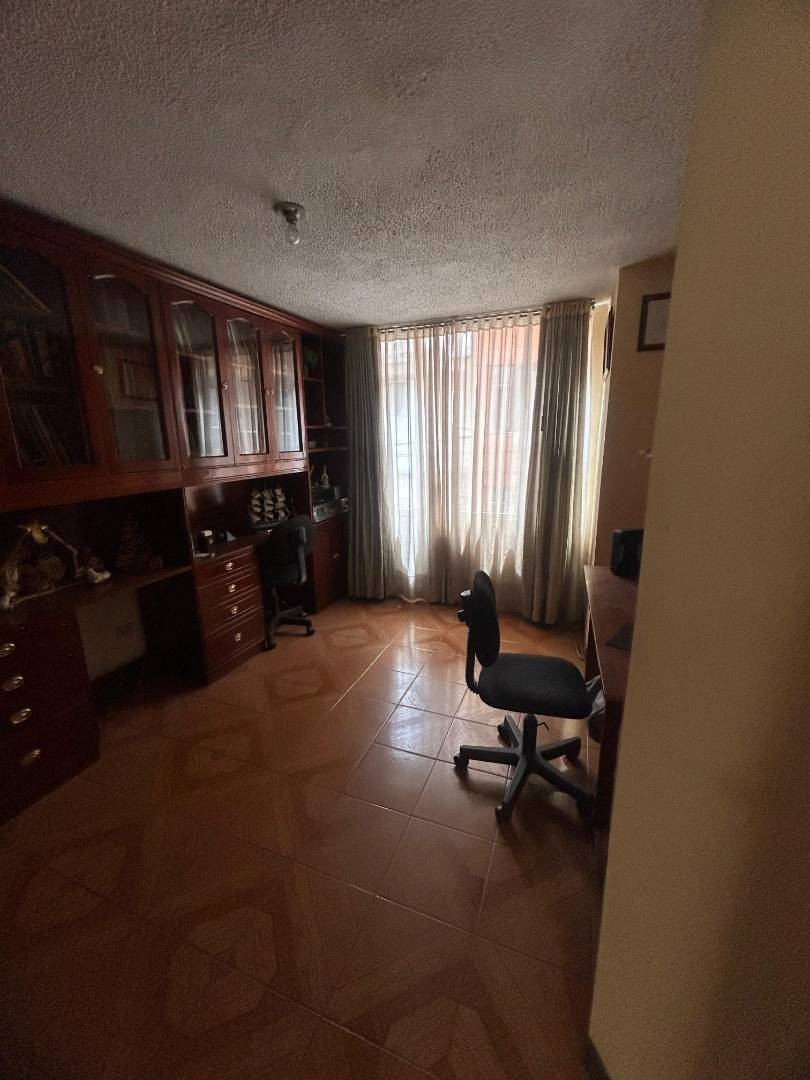 Casa en venta en Valladolid, Bogotá · foto 24 de 24