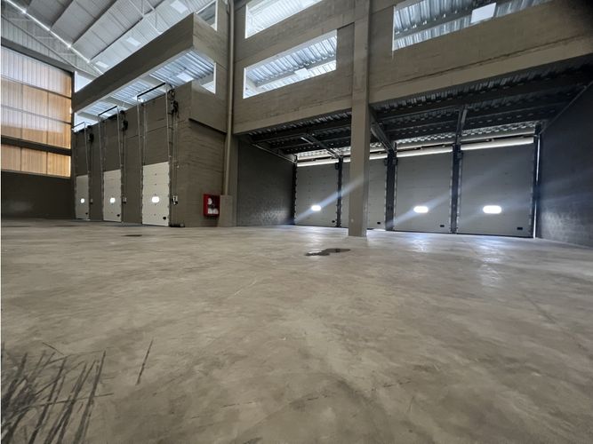 Bodega en arriendo en Siberia, Cota, 3289 m² · foto 5 de 24