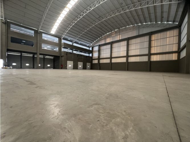 Bodega en arriendo en Siberia, Cota, 3289 m² · foto 7 de 24