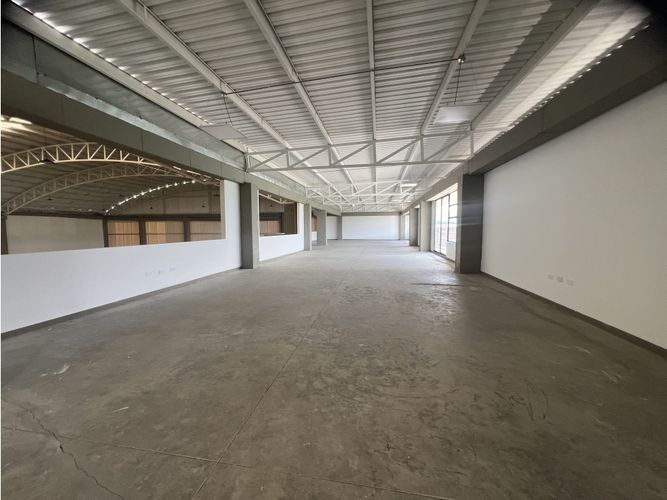 Bodega en arriendo en Siberia, Cota, 3289 m² · foto 15 de 24