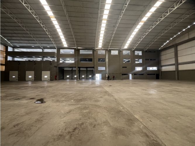Bodega en arriendo en Siberia, Cota, 3289 m² · foto 21 de 24