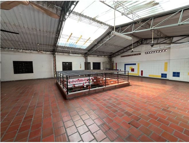 Casa de 8 alcobas en venta en San Antonio, Cali, 754 m² · foto 20 de 20