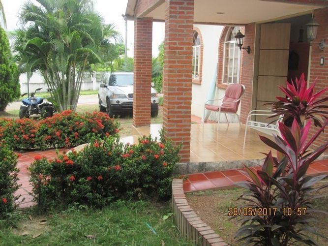 Casa de 3 alcobas en venta en Asentamiento Neiva Ya, Neiva, 500 m² · foto 2 de 24
