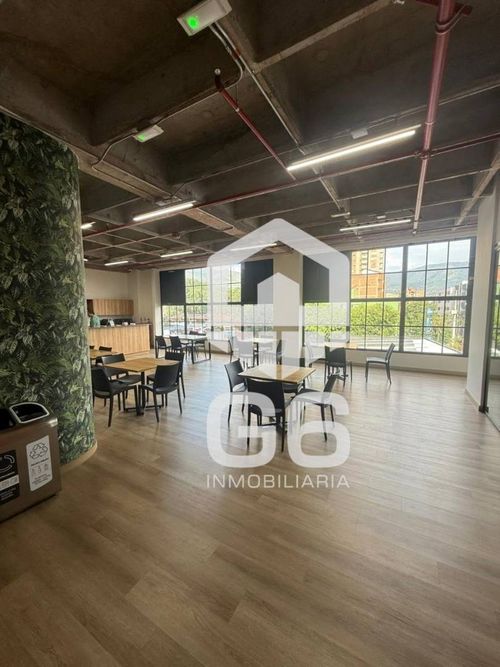 Oficina en arriendo en Los Colores, Medellín, 7 m² · foto 8 de 20